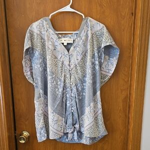 Hiatus Women's Stylish Blue and Gray Blouse